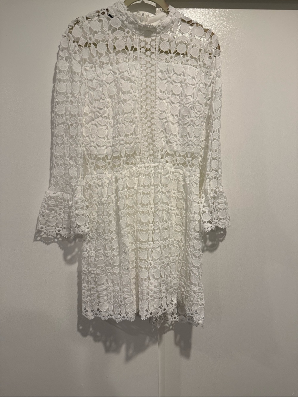 Eilly Bazar Lace Fit-and-Flare Long-Sleeve Dress in White size Medium